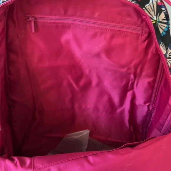 FREE 🎁 w/ Vera Bradley Lighten Up Essential Large Backpack Art Butterflies - Picture 12 of 13